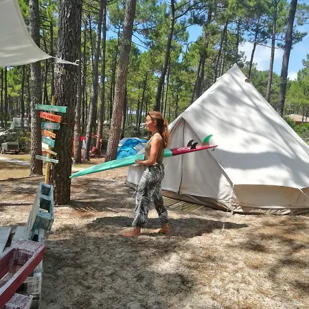 营地 Sambaia Surf & Yoga Camp *